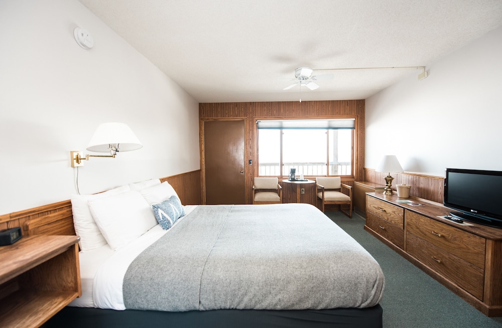 Seagull Bay Motel - photo 13