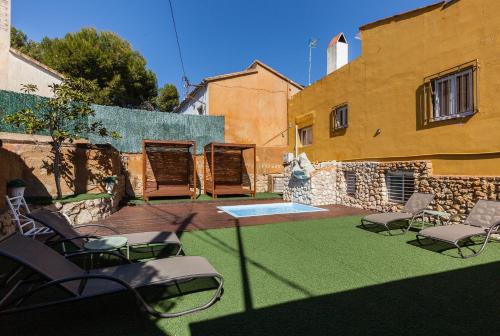 Masia Alt — hotel in Vilanova I La Geltru