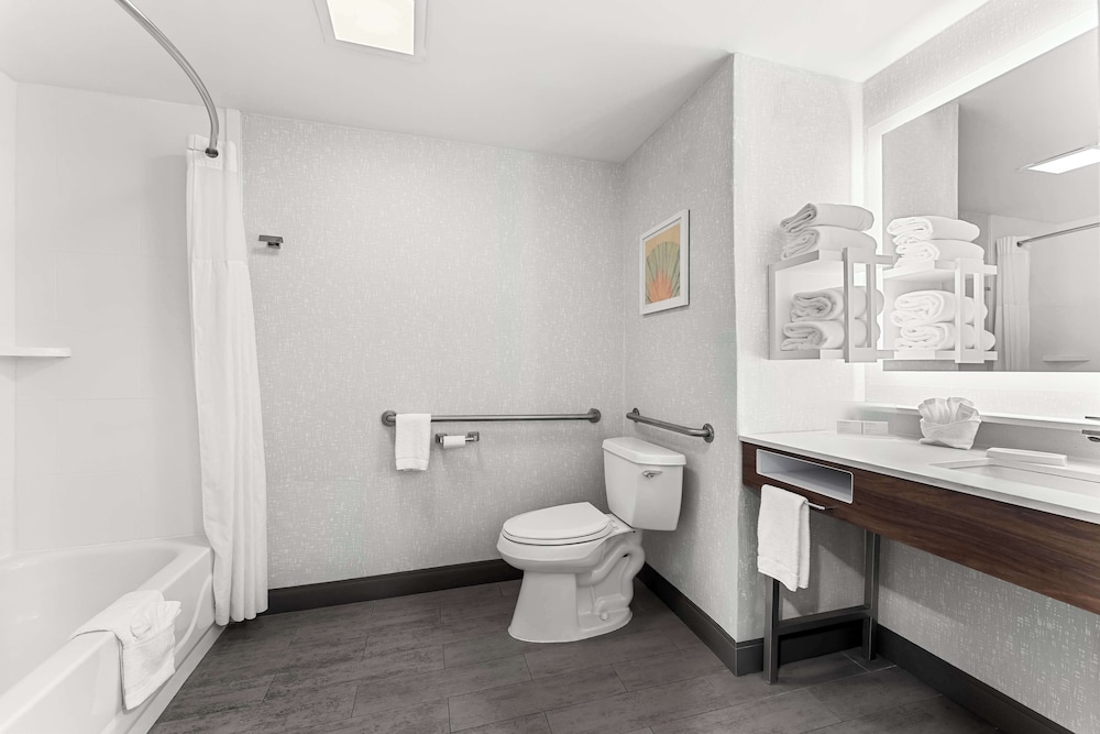 Hampton Inn Stroudsburg Poconos - photo 14