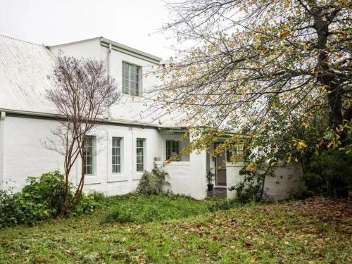 Arkelshoek Cottages — 4-Star Luxury Hotel in Stellenbosch, South Africa