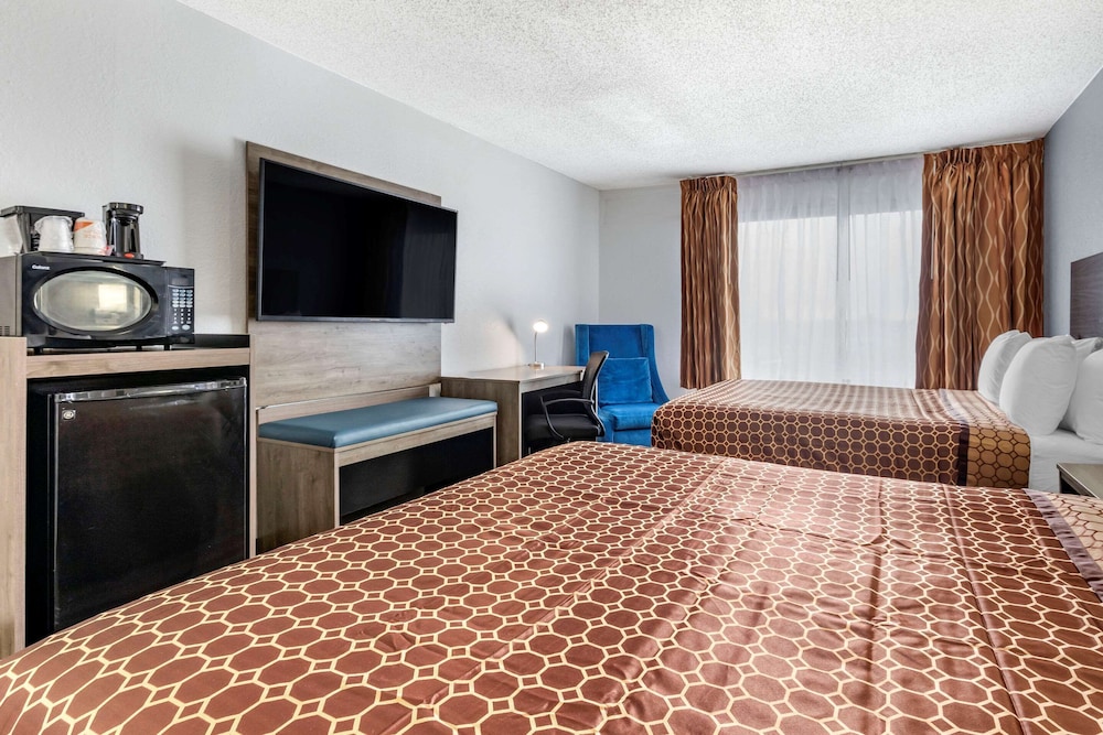 Quality Inn & Suites Sulphur Springs - photo 44