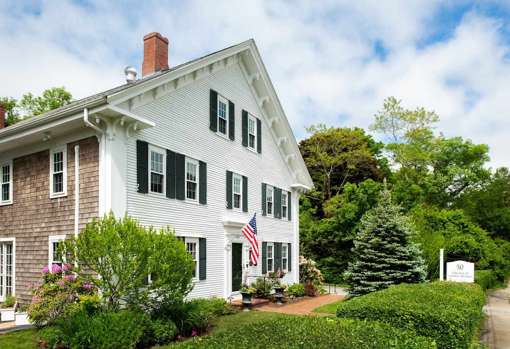 The Inn at Yarmouth Port — 4-Star Luxury Hotel in Yarmouth Port, United States