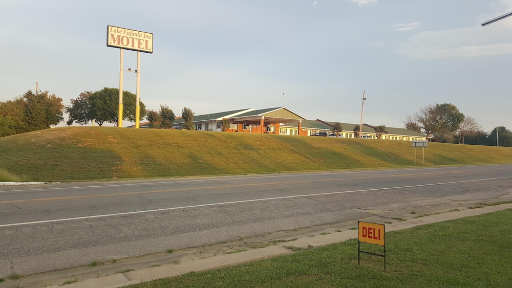 Lake Eufaula Inn - photo 44