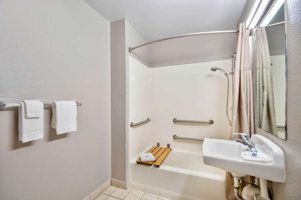 Motel 6 Austin TX North - photo 23