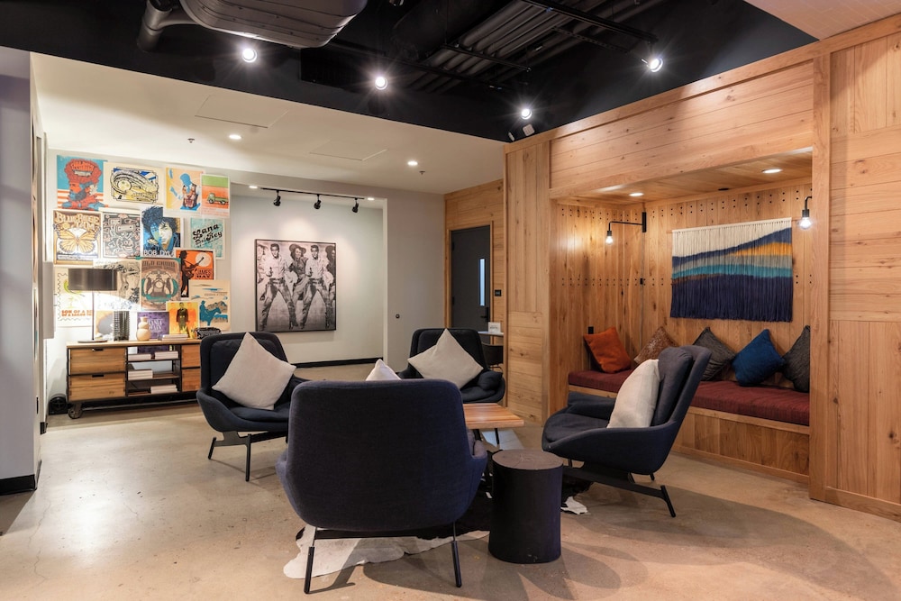 Moxy Nashville Downtown - photo 26