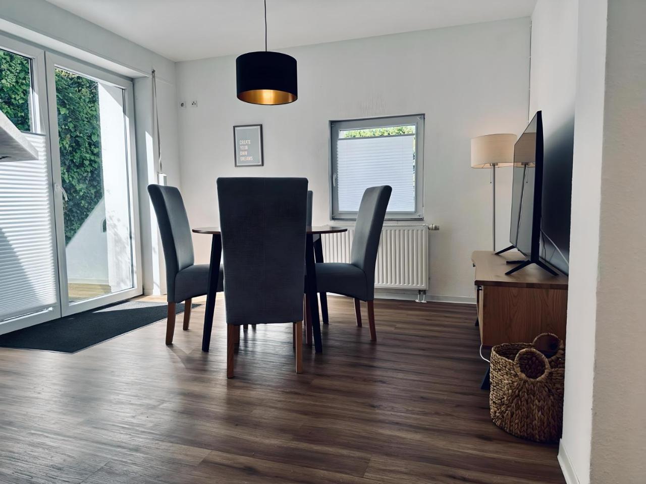 FeWo Euregio II Terrasse & Klinik Nähe — 4-Star Luxury Hotel in Nordhorn, Germany