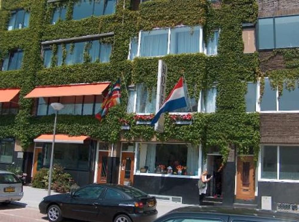 Hotel Baan in Rotterdam, Netherlands