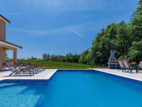 Apartment Eroa by Interhome — 4-Star Luxury Hotel in Zminj, Croatia