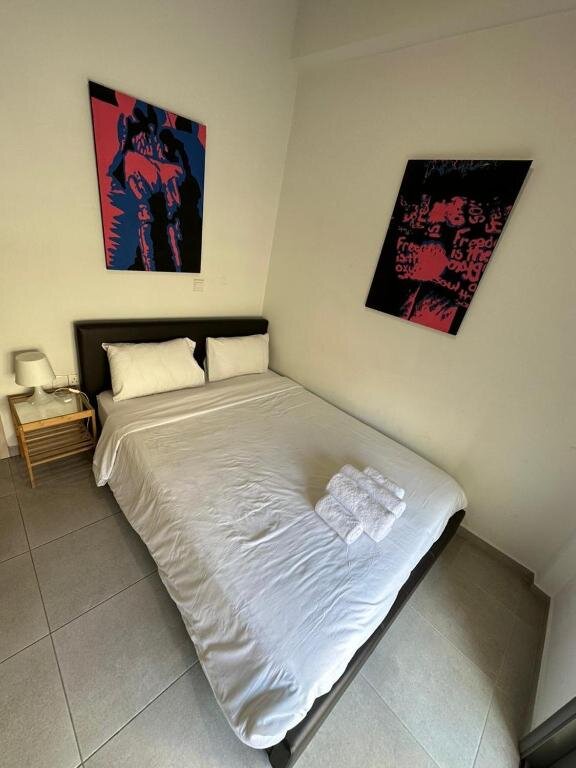 Modern City Center Apartment Saripolou 2