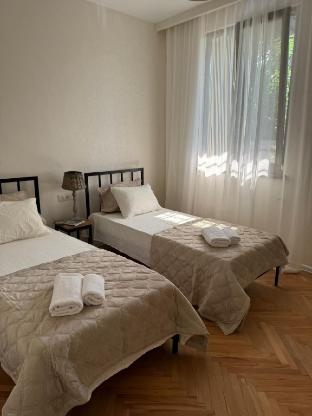 Sweet Home Tskaltubo Family Guesthouse Near Spa Park
