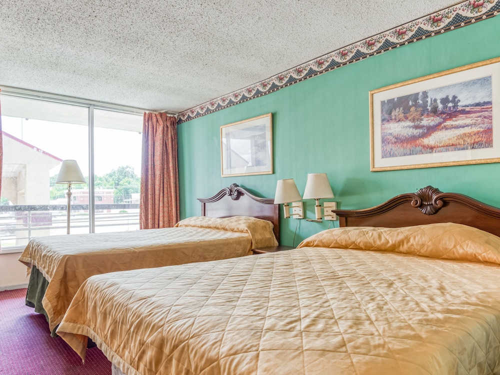 OYO Hotel Jackson North I 55 - photo 7