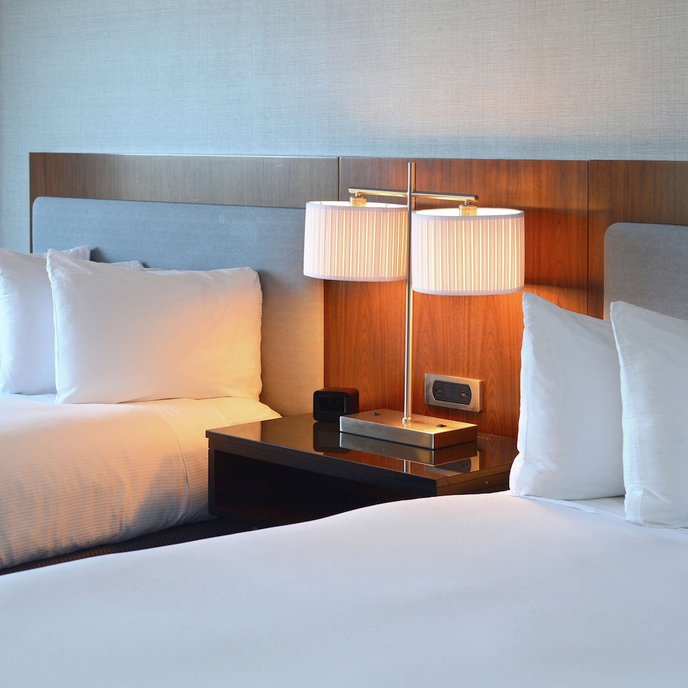 Doubletree by Hilton Newark Fremont - photo 21