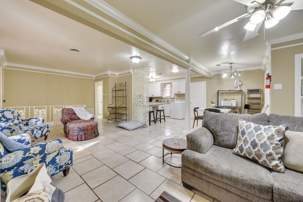 Baton Rouge Vacation Rental w Yard: 10 Mi to Lsu - photo 4