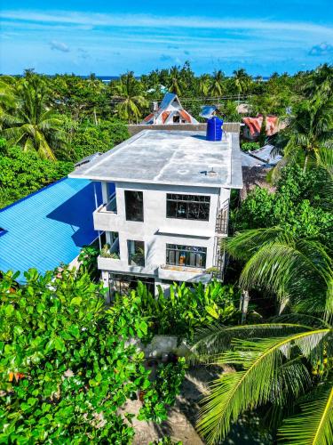 Hideout Siargao - carbon neutral hotel in General Luna