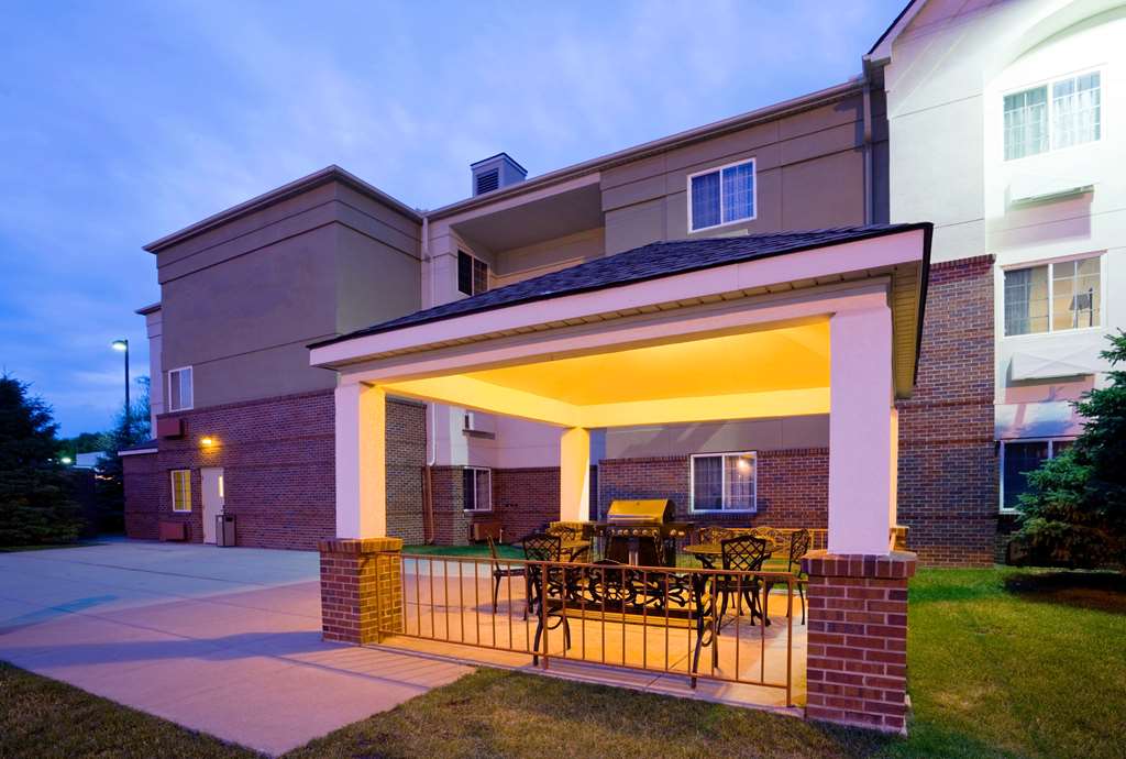 Sonesta Simply Suites Minneapolis Richfield - photo 22