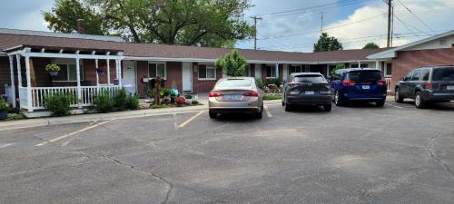Husker Inn - photo 10