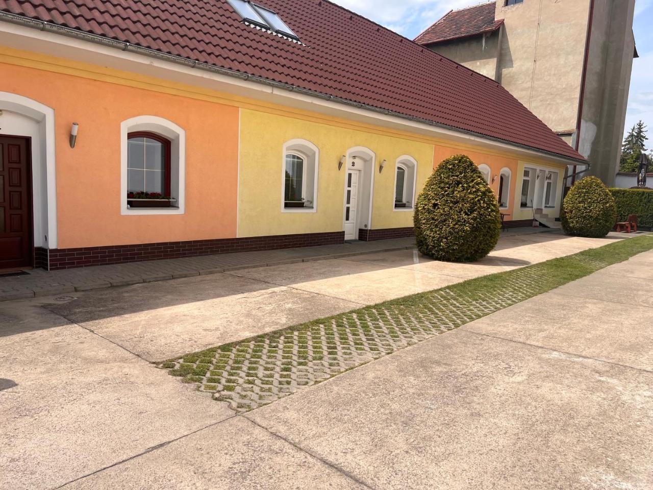 Penzion Manes in Melnik, Czech Republic