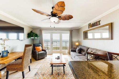 Florence #303 — 4-Star Luxury Hotel in South Padre Island, United States