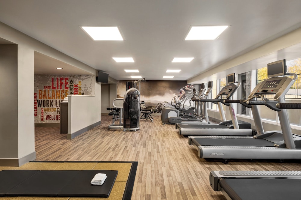 Holiday Inn Gaithersburg by IHG - photo 22