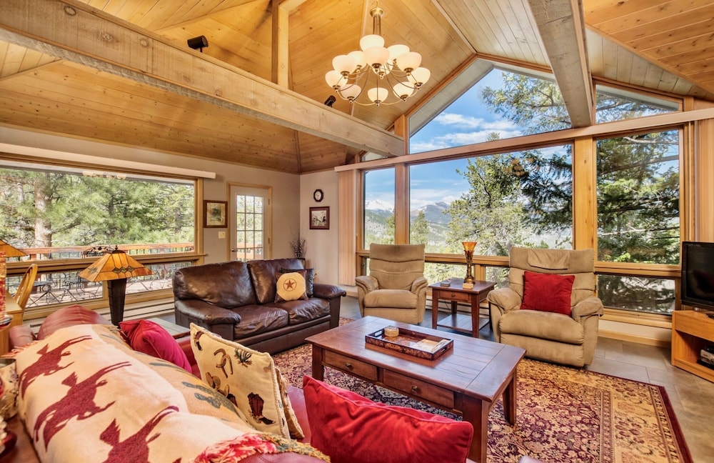 Jordan Vacation At Windcliff 3 Bedroom Home by RedAwning — 4-Star Luxury Hotel in Estes Park, United States