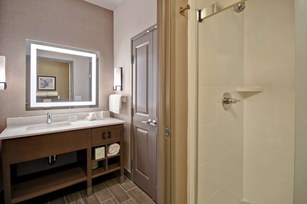 Homewood Suites by Hilton Orange New Haven - photo 23