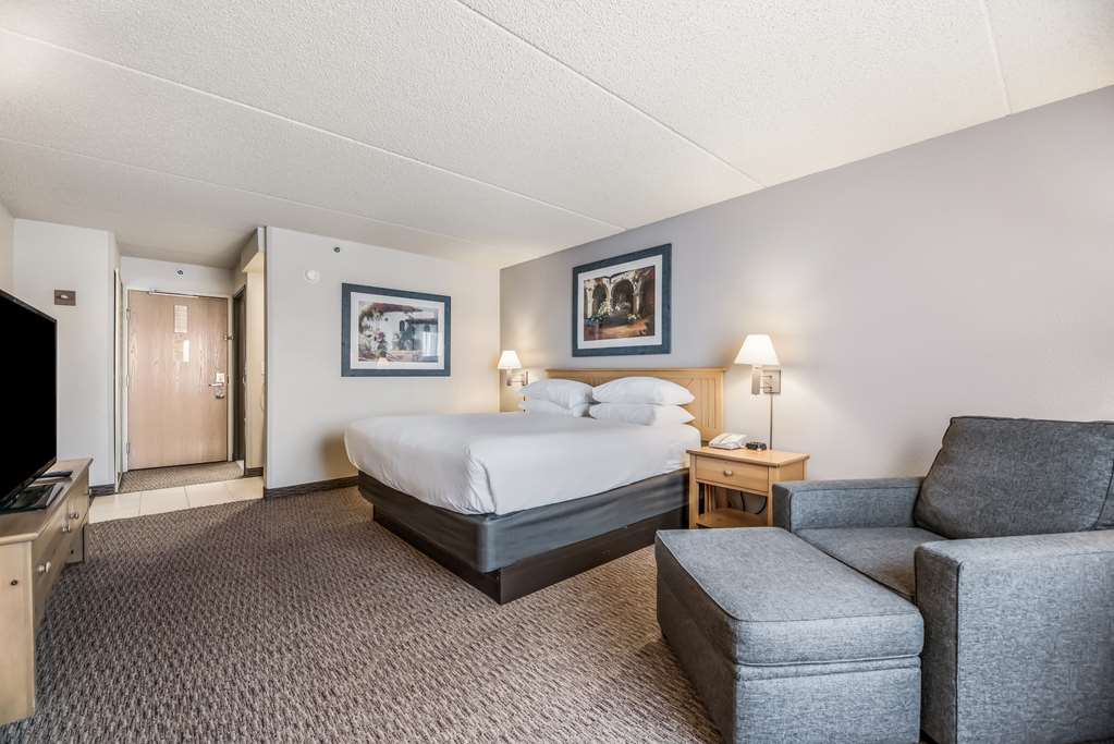 Red Lion Inn & Suites Goodyear Phoenix - photo 13