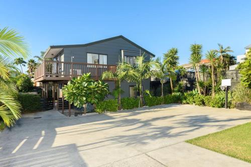 Beach Base The Mount in Unknown City, New Zealand