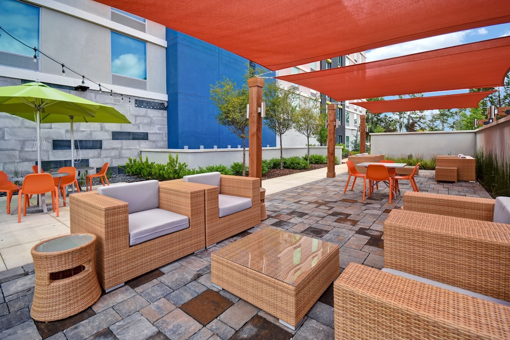 Home2 Suites by Hilton Portland Hillsboro - photo 70