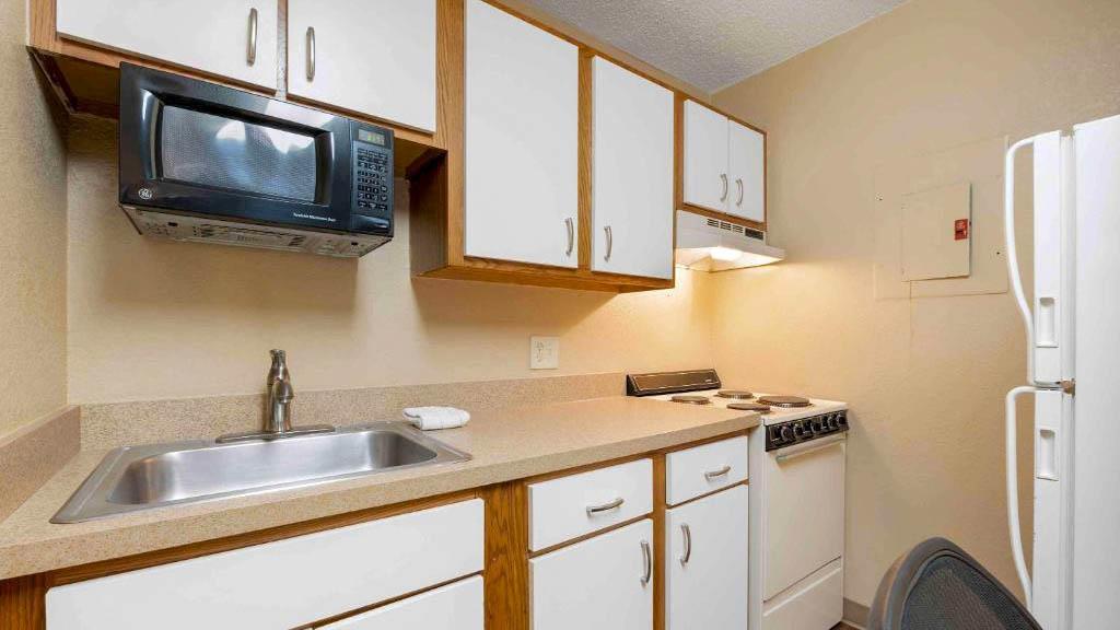 Studio 6 Extended Stay Fairfield OH Cincinnati - photo 32