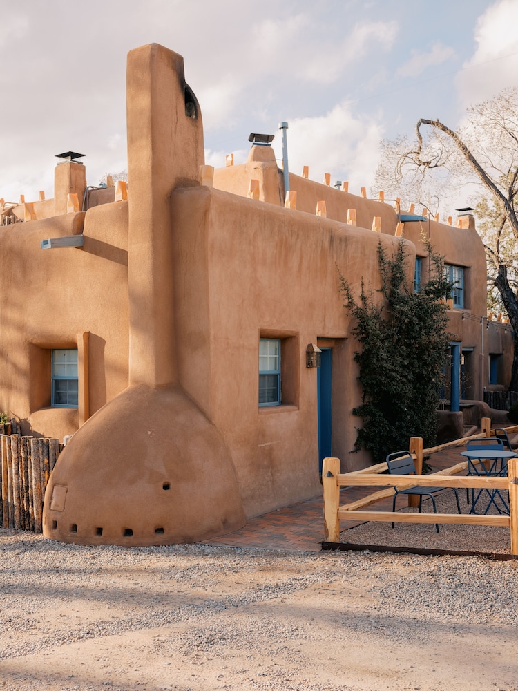 Pueblo Bonito Inn - photo 5