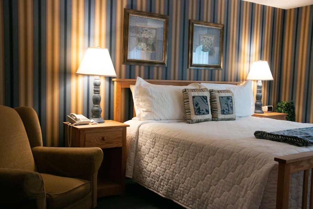 Essenhaus Inn & Conference Center - photo 24