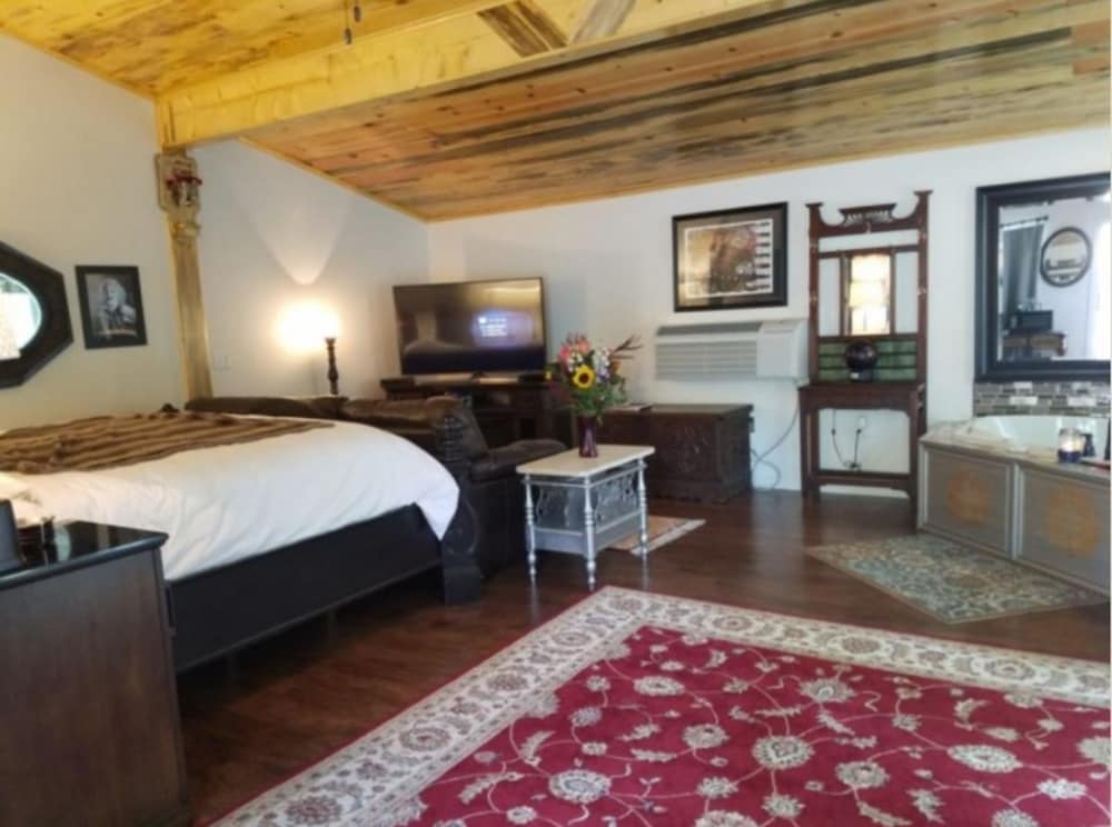 Echo Canyon Spa Resort - photo 8