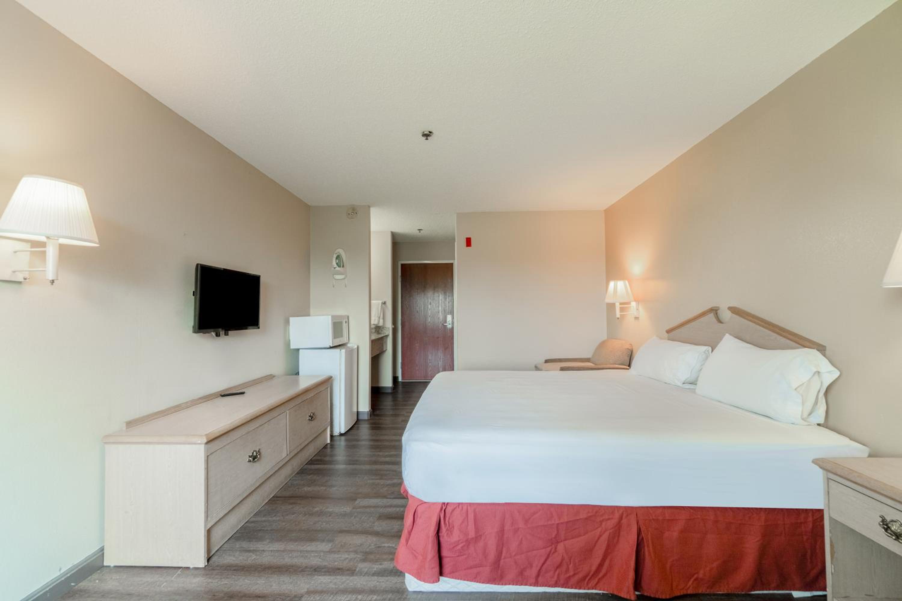 Capital O Fairway Inn Baytown La Porte TX - photo 19