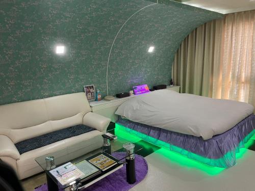 Greenlagoon - carbon neutral hotel in Unknown City
