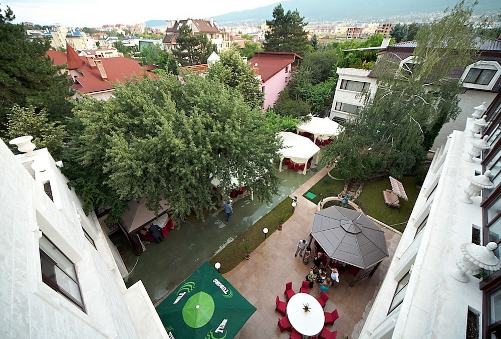 Ajax Hotel - carbon neutral hotel in Sofia