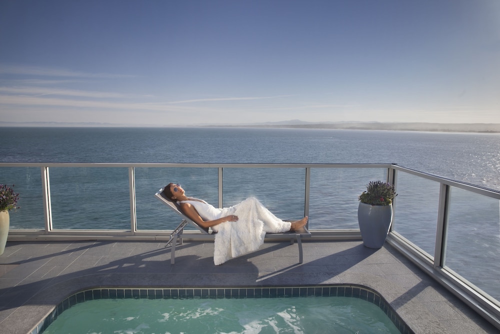 Monterey Plaza Hotel & Spa - photo 56