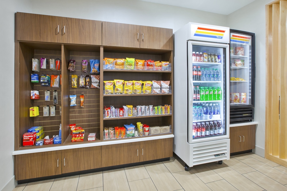 Holiday Inn Express Hotel & Suites Niles by IHG - photo 29
