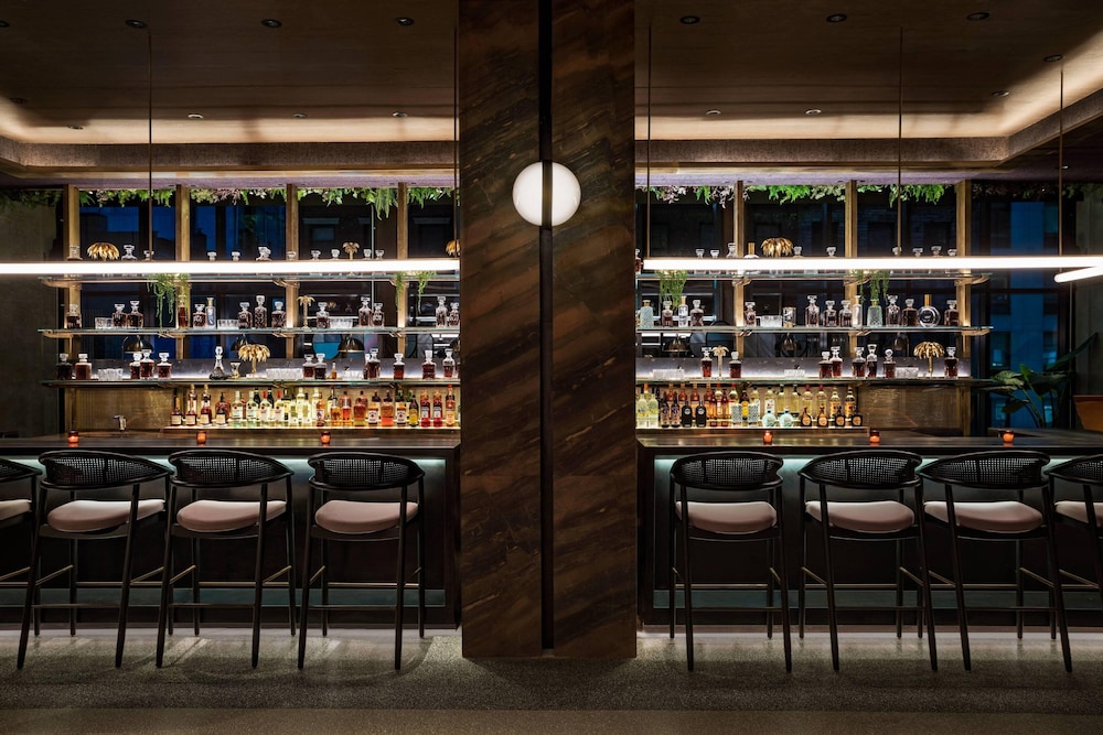 Moxy NYC Chelsea - photo 6