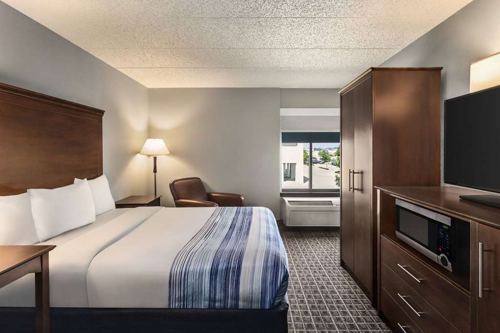AmericInn by Wyndham Madison West - photo 23