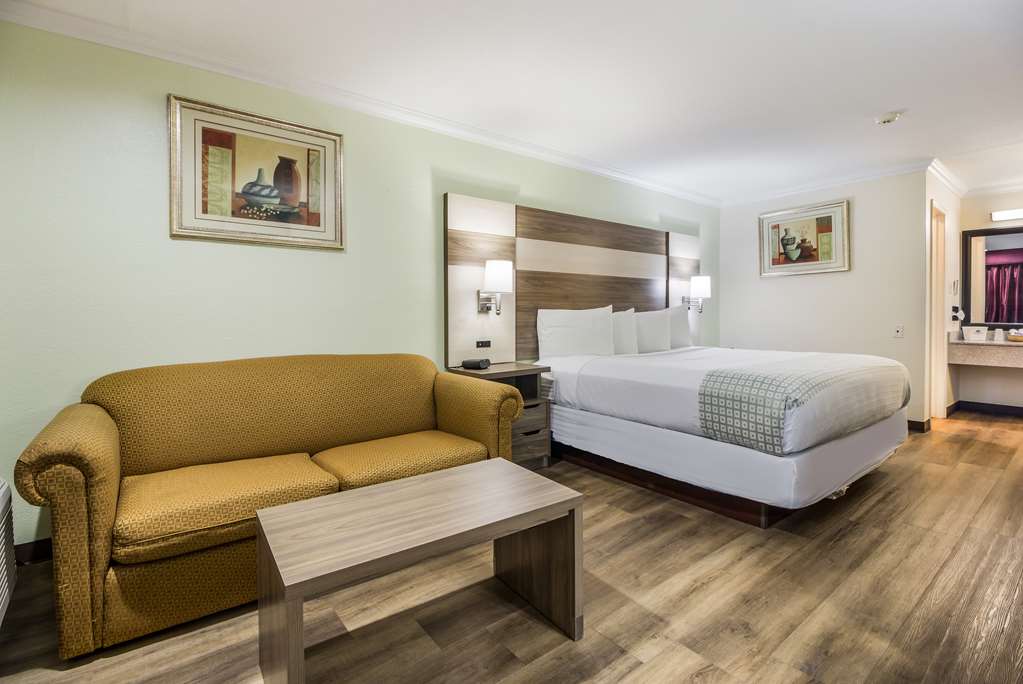 Americas Best Value Inn Columbus TX - photo 24