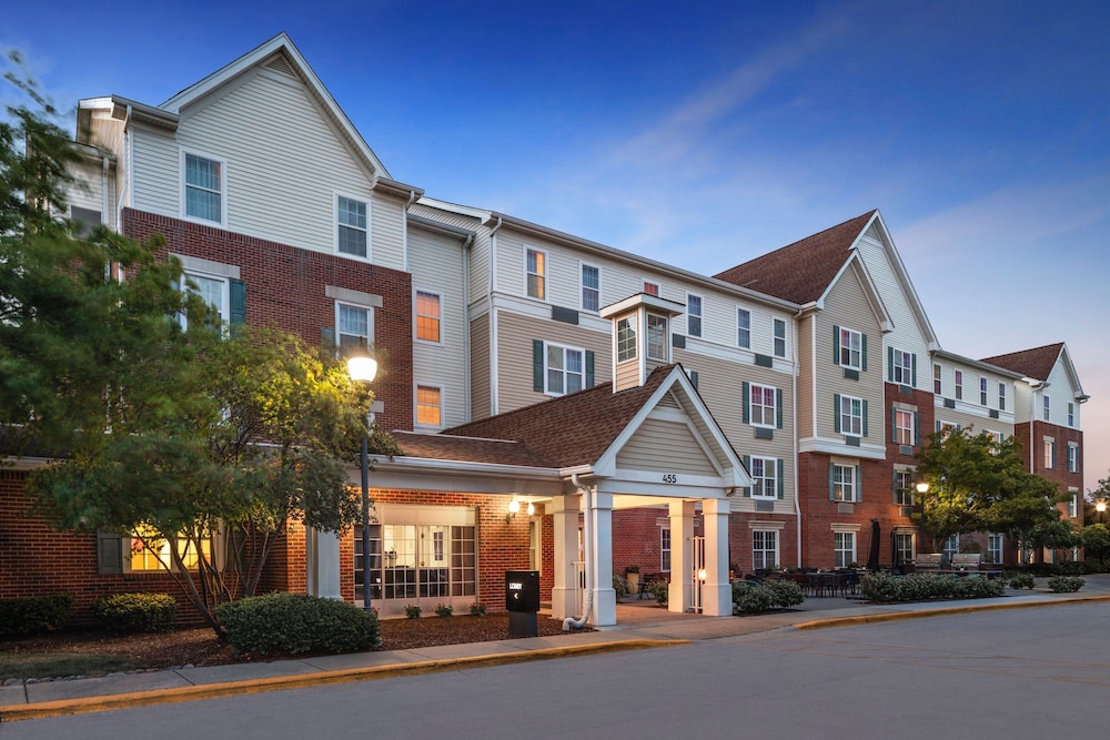 TownePlace Suites by Marriott Chicago Lombard - photo 37
