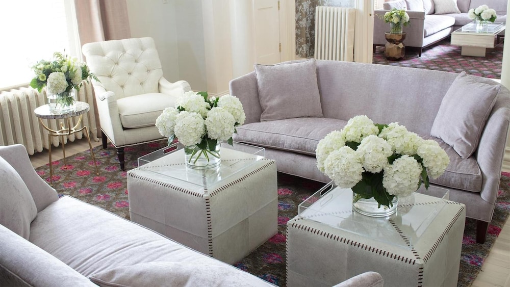 33 Main — 4-Star Luxury Hotel in Lenox, United States