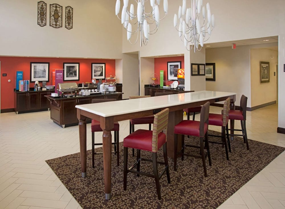 Hampton Inn Schenectady Downtown - photo 36