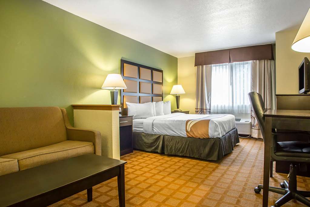 Quality Inn & Suites Marinette - photo 31