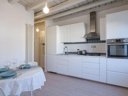 Youhosty Via Palladio 2 — 4-Star Luxury Hotel in Milan, Italy