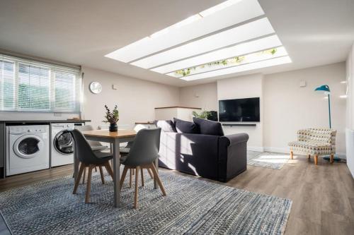 Light and spacious loft apartment in town centre — 4-Star Luxury Hotel in Southampton, United Kingdom