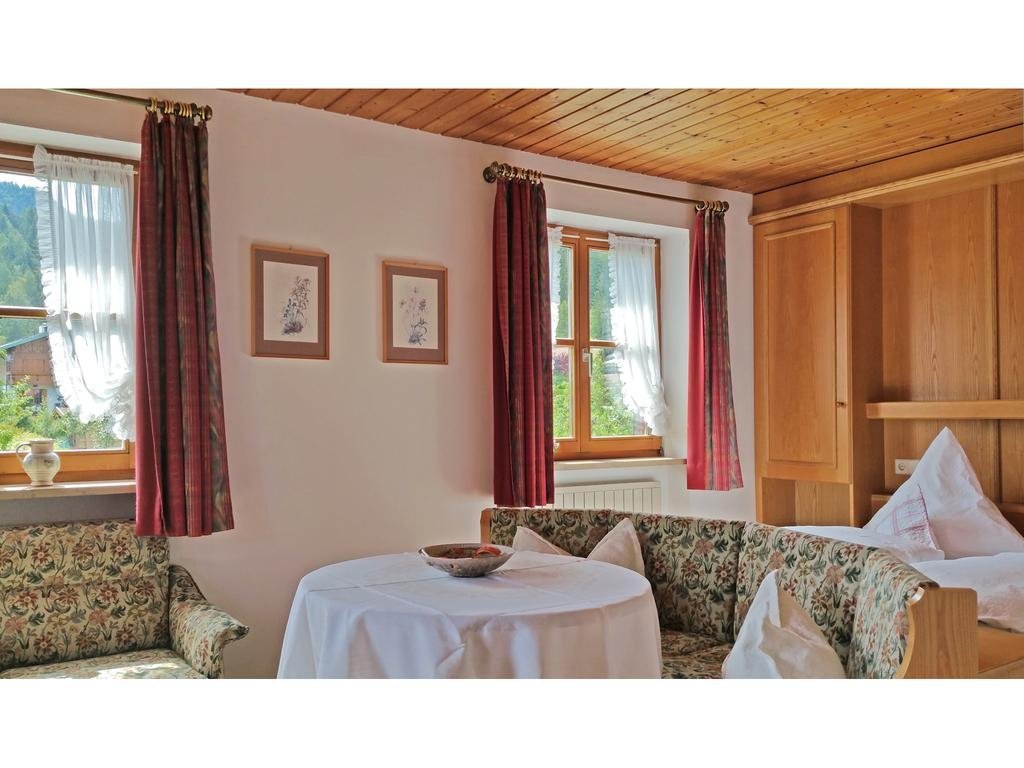 Menkenhof — 4-Star Luxury Hotel in Reit Im Winkl, Germany