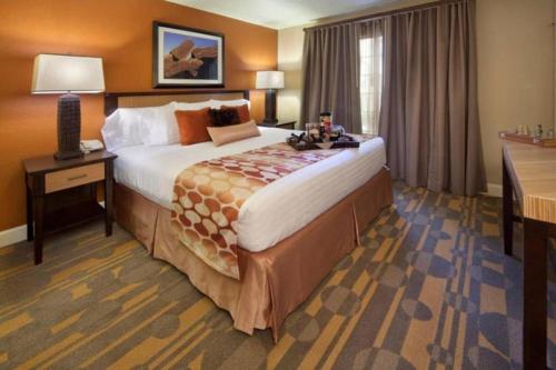 Family friendly 2BD condo with resort setting near