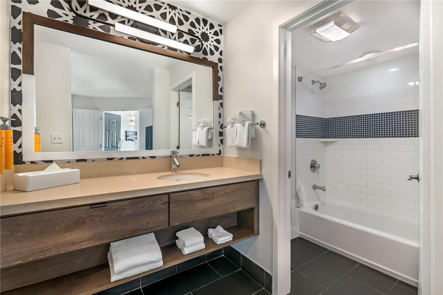Sonesta ES Suites Orlando Lake Buena Vista - photo 17