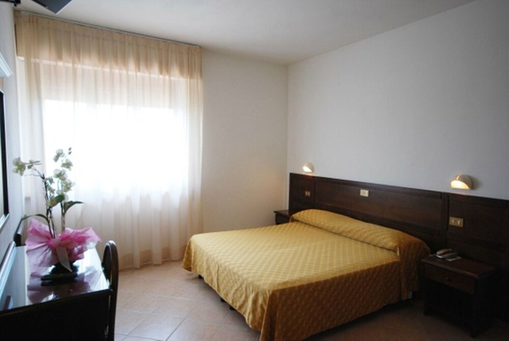 Hotel Astra Chianciano Terme in Chianciano Terme, Italy